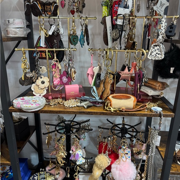 Nene’s Jewelry & Accessories Live Show Unlisted - Picture 11 of 16